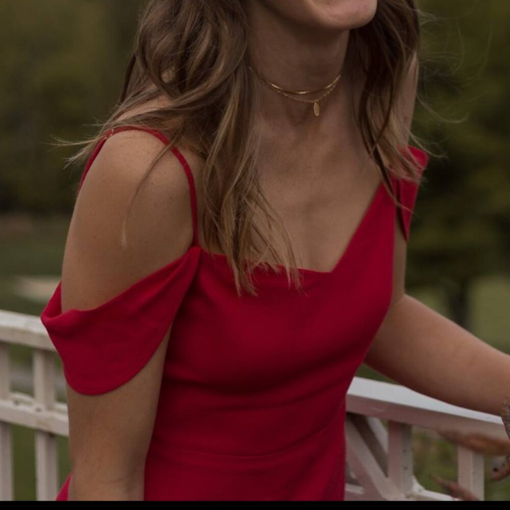 off the shoulder reformation red midi dress - Picture 4 of 4